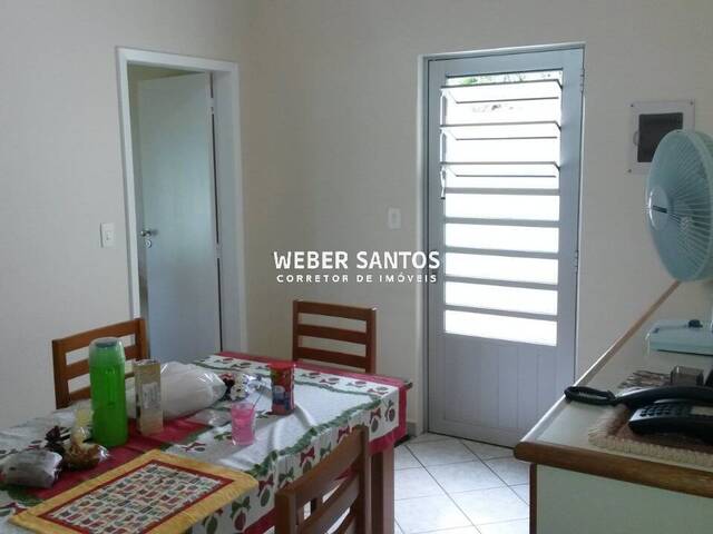 Casa para Venda em São José dos Campos - 4